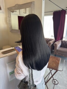 マカロンコワフュールドウシワカマル(macaron coiffure de ushiwakamaru)の写真/ダメージを最小限に抑えた髪質改善ストレート