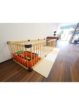 【駐車場あり】1席のみの完全プライベートサロンでお子様とご来店OK◎周りを気にせずにゆったりと寛げる♪