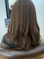 グリッター (Glitter)&nbsp;色持ちとツヤ感が両立できるチョコレートブラウン