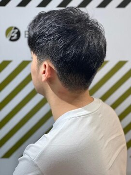 バーバーバー 四谷(BARBER-BAR) 大人カッコいい20代30代刈り上げスタイル