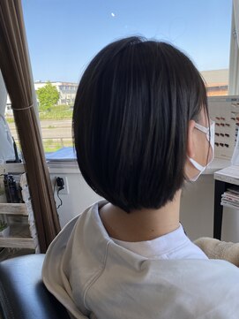 コアフィールフィス(COIFFURE fils) 新規お得クーポンあり【見附　今町】黒髪短めボブヘア