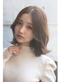 ゆるふわミディアムヘア大人可愛いセンターパート新宿