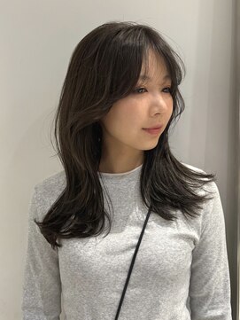 ローエ バイ デコ(Rohe by DECO) -Saki- ブリーチなしオリーブブラウン/レイヤーカット/