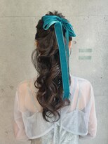 キャロルガーデンズ ボコカ 表参道(Carroll Gardens bococa) 【kacho】ヘアアレンジ ふわふわポニー