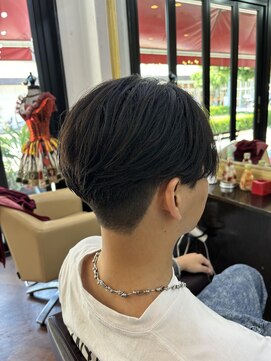 シャンプーボーイアネックス(SHAMPOO BOY Annex) センターパート　ニュアンスパーマ　佐世保