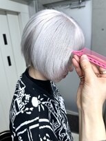 ダンク(DUNK)&nbsp;ホワイトカラー/ハイトーンショート