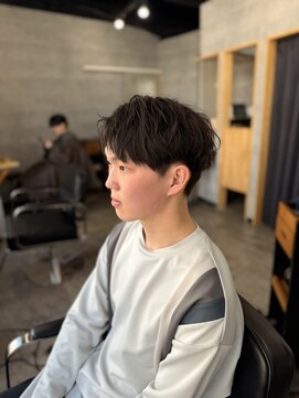 ソイクフ(SOY KUFU) メンズシャドウパーマコンマバングマッシュスタイル