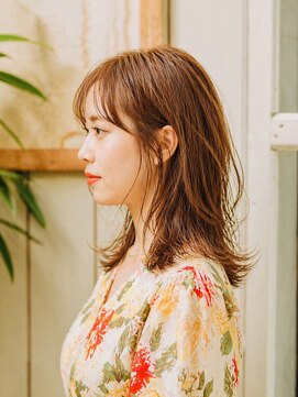 ディンプル 越谷駅前(DiMPlE) ナチュラルロングレイヤースタイル、くびれレイヤー