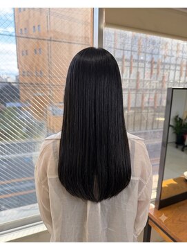 零秒女髪 千里丘店 艶やかで上品な美髪ストレートロングスタイル髪質改善艶感