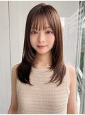 韓国ヘア レイヤーカット ハッシュカット 前髪 グレージュ"