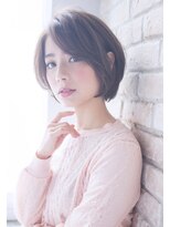 ボニークチュール(BONNY COUTURE) 40代ママにオススメ！大人可愛い耳かけショートボブ