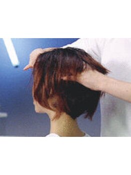 炭酸泉使用☆血流促進、皮脂の残留物を除いて、頭皮と髪のケア＆リラックス効果を◎40分・60分コース有