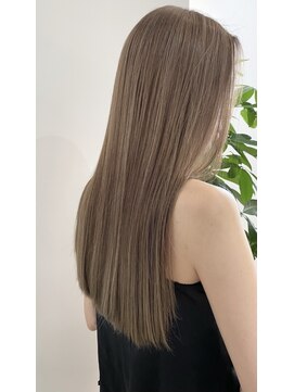 ヘアワン(HAIR One) 【HAIR One木下】外国人風ストレートヘア