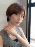 ヌーディカラー/前下がりボブ/小顔ヘア/大人ボブ