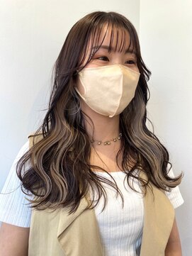 ツキ 横浜店(tuki) インナーカラーケアブリーチイヤリングカラーハイライトレイヤー