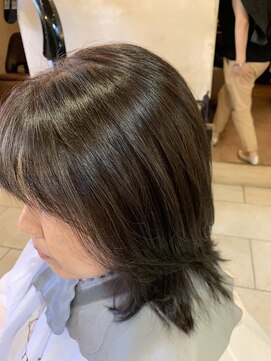 エイミーバイアフロート(amie  by afloat) ふわっと華やかに☆白髪を活かすカラー