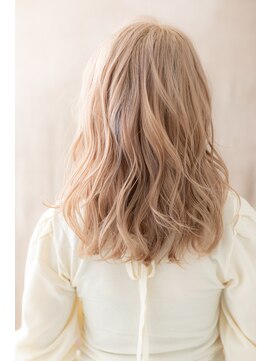 カバーヘア ブリス 戸田公園西口店(COVER HAIR bliss) ハイトーンカラーかきあげハッシュカットZ戸田公園10代20代30代