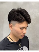 スイッチ(men's SWITCH)&nbsp;ラルフカールパーマメンズショートカットツーブロック