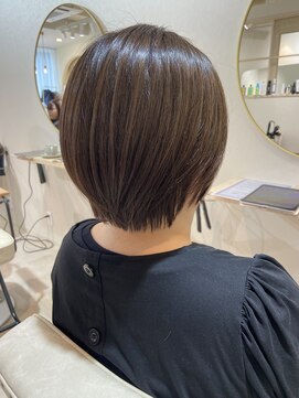 ロイ(ROY) ROY◆アッシュベージュカラー♪ショート