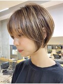 ショートカットくびれショート前下がりボブベージュカラー40代★