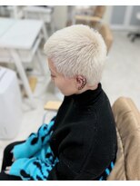 カリーナ(CARINA)&nbsp;ホワイトカラー/ホワイト