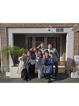 歴10年以上の女性スタイリスト在籍☆同性ならではの気遣いと細やかな接客で緊張せずにゆったりくつろげる◇