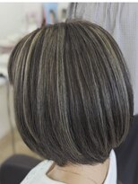 ヘアーズ エム美容室&nbsp;ハイライト