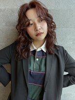 スノウ(SKNOW) 赤みオレンジのウェーブスタイル