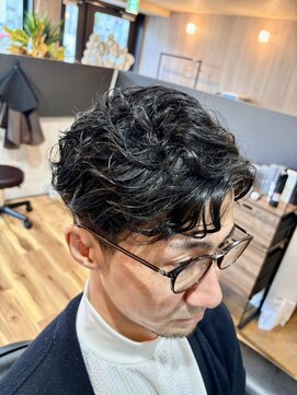 リラックス(Re:LUCK'S) センターパート スパイラル