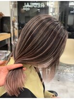 レディアル 大宮(REDEAL ope.)&nbsp;白髪ぼかしバレイヤージュ/大人女性バレイヤージュ