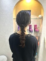 カラークチュール(Color Couture)&nbsp;ミディアムヘア/暗めカラー/デザインカラー/縮毛矯正/くびれヘア