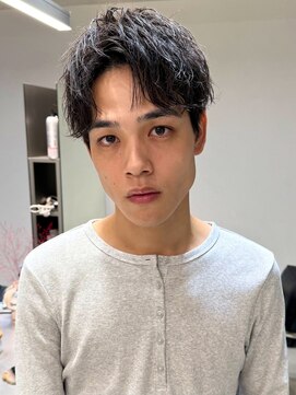 ファルベ(Farbe) フェザーパーマ/サーフカール/刈り上げセンターパート/波巻き