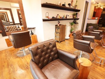 ジョリーケイ(JOLIE'K)の写真/生涯通いたいサロンとなりますよーに♪マンツーマンの貴方だけのプライベート空間で理想のスタイルを実現☆