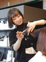 ネイビーヘアー(NAVY hair)