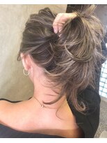 キー(kｅｙ)&nbsp;アッシュベージュ