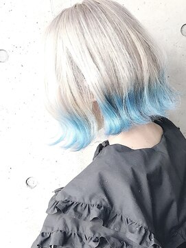 エール(a:le) ホワイトシルバー　と　水色