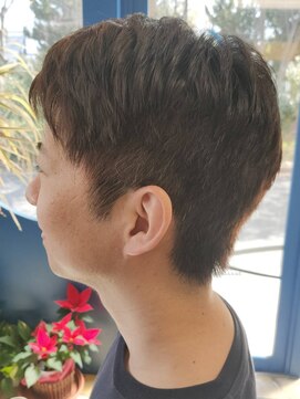 グラムゼロ メンズのスッキリヘアー