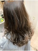 夏にオススメ!ミルクティーベージュ ラフウェーブ