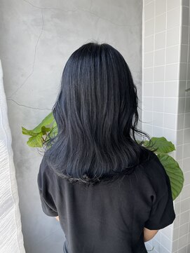 ティティ(TiTi) ネイビーカラー大人かわいい[TiTi_栗林れい]