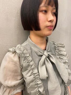 コンムオーベレ(COMMUOVERE) フラットミニボブ