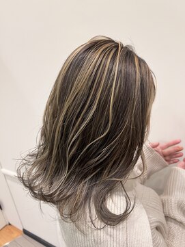 ソイルアヴェダ ららぽーと沼津店(SoilAVEDA) コントラストハイライト_セミロング【ららぽーと沼津】