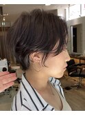 アースカラーとショートパーマの似合わせカット