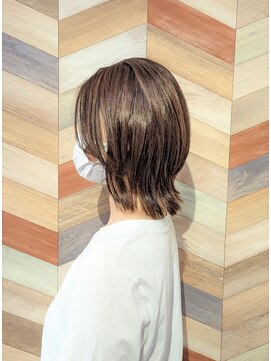 ヘアートゥリース(hair trees) オリーブベージュ☆レイヤーボブ