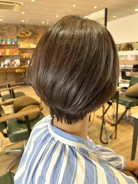 サラ(sarah) 質感ショートボブ