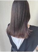 筋感のある細めハイライト外国人風オフィスで浮かないハイライト