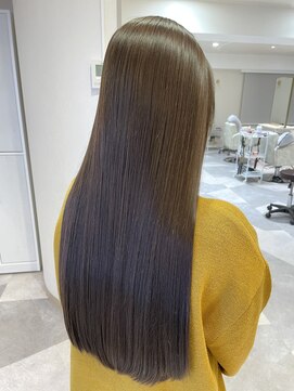 エミィ(emii.) ナチュラルオリーブカラー/オリーブカラー/艶髪