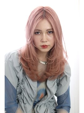 シロフ シブヤ(shirof shibuya) 【伊東玲弥】20代30代40代◎小顔レイヤーピンクベージュ