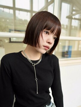 シュリット(schritt) コンパクトボブ　ツヤブラウン　ぱっつん前髪　小顔ボブ渋谷