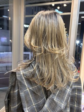 ヴィサージュジョイン(VISAGE join) ウルフレイヤー×ハイトーンカラー