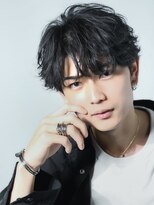 リタバイクロト(LITA by KUROT)&nbsp;那覇/刈り上げセンターパート/波巻きツイストスパイラル